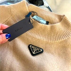 NEW PRADA SWEATER L